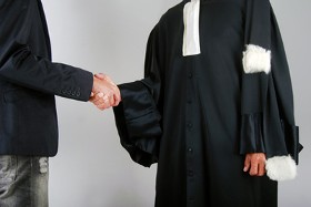 Comment faire pour bien choisir son avocat
